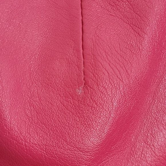 Vintage Hot Pink Leather pencil skirt - Picture 6 of 7